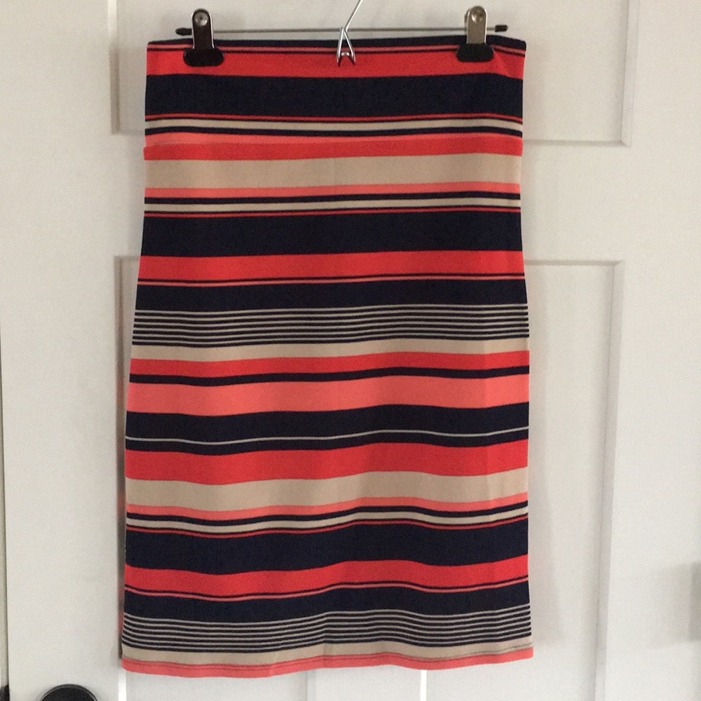 Agnes & Dora Large Pencil Skirt NWT